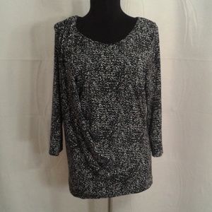 Vince Camuto M 3/4 sleeve top Black White Stretchy